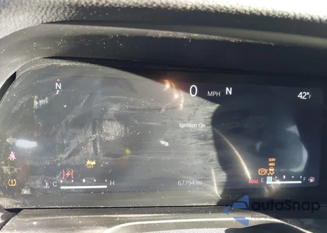 2023 Jeep Grand Cherokee Laredo 4X4 z USA, uszkodzony, nr VIN 1C4RJHAG2PC621845